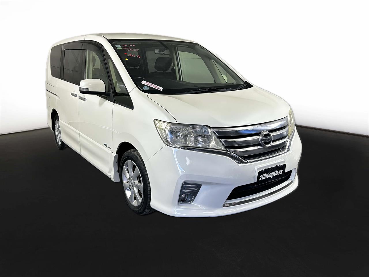 2013 Nissan Serena Hybrid