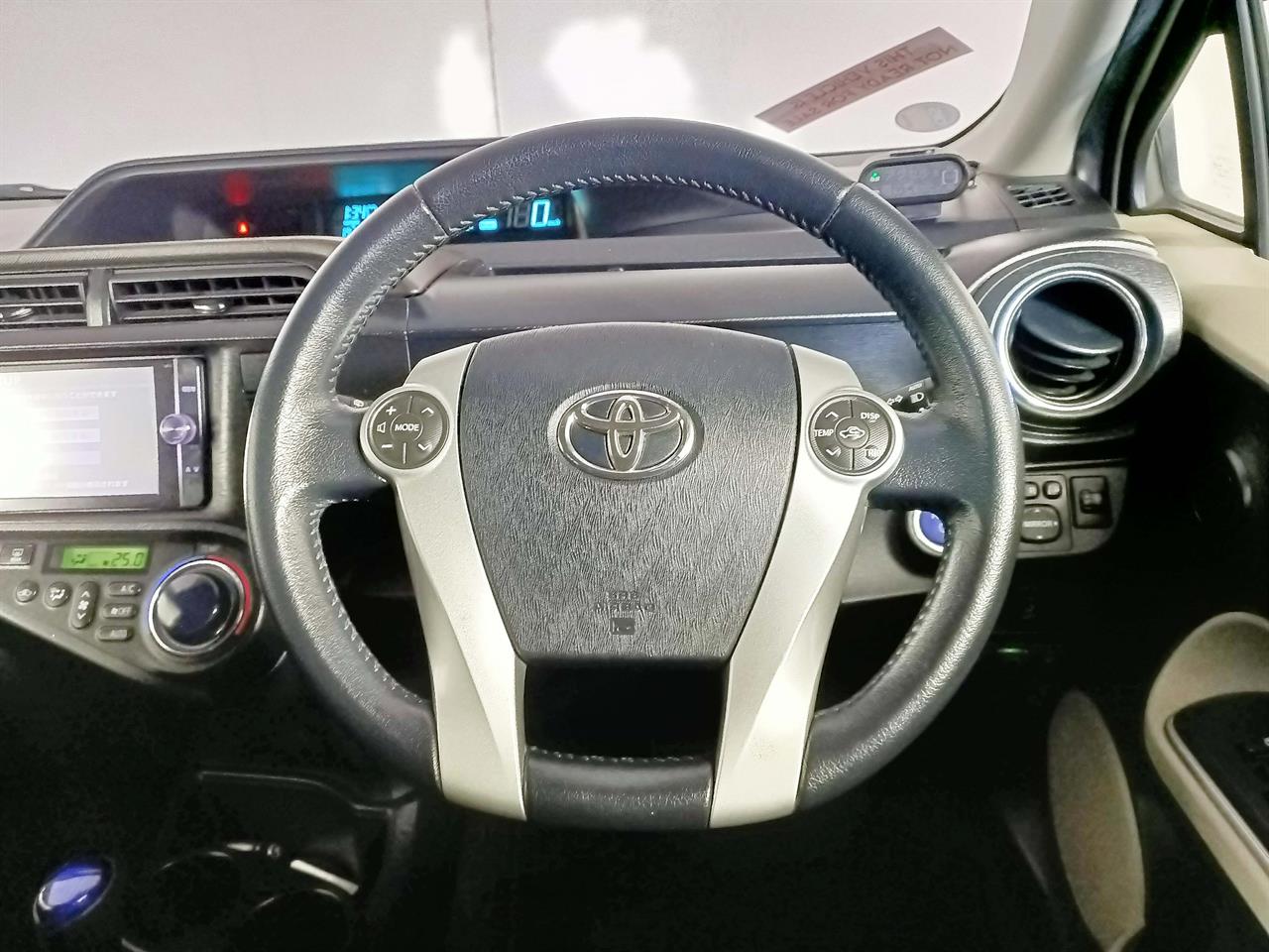 2013 Toyota Aqua Hybrid