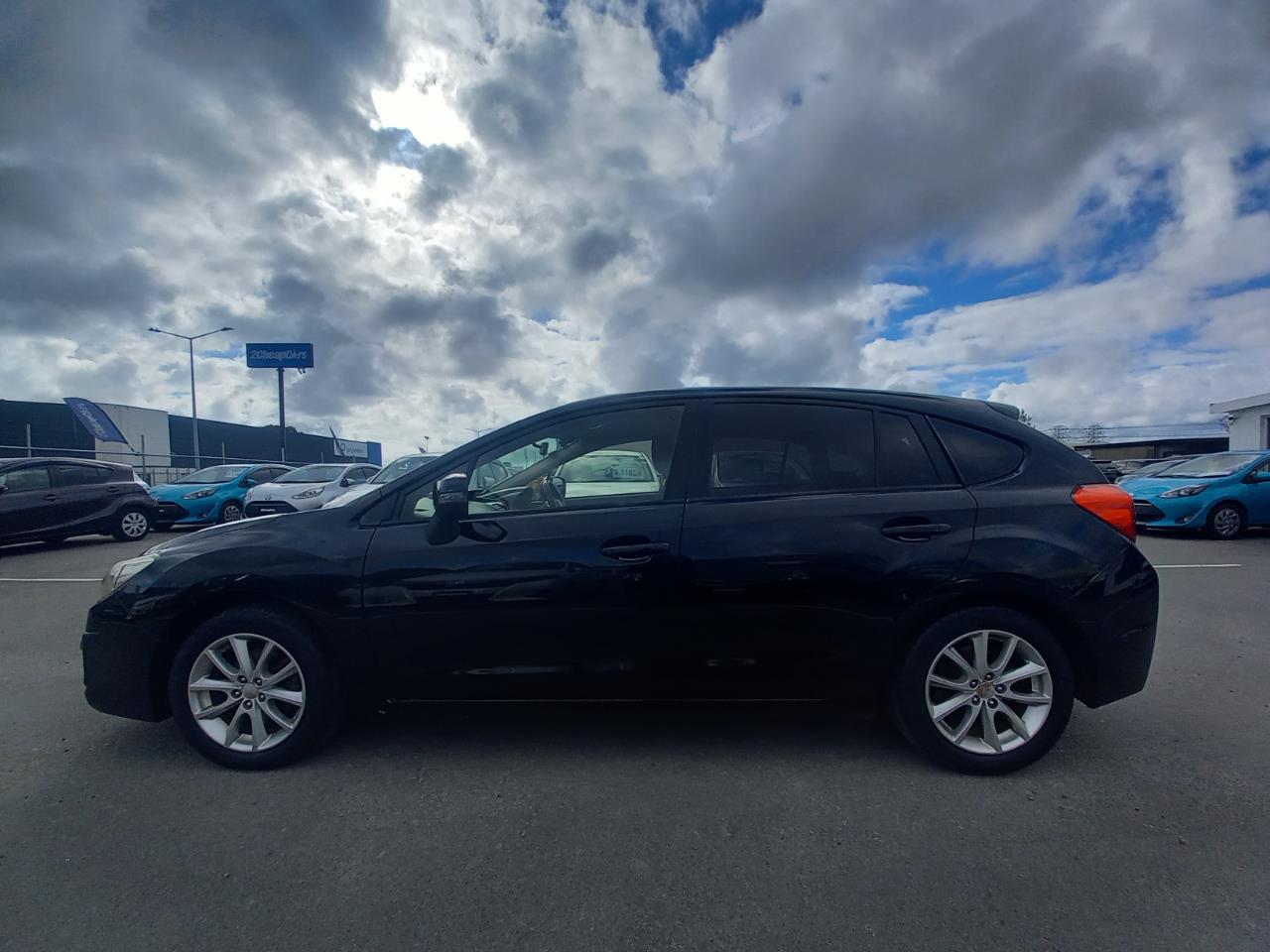 2014 Subaru Impreza SPORT 2.0 i