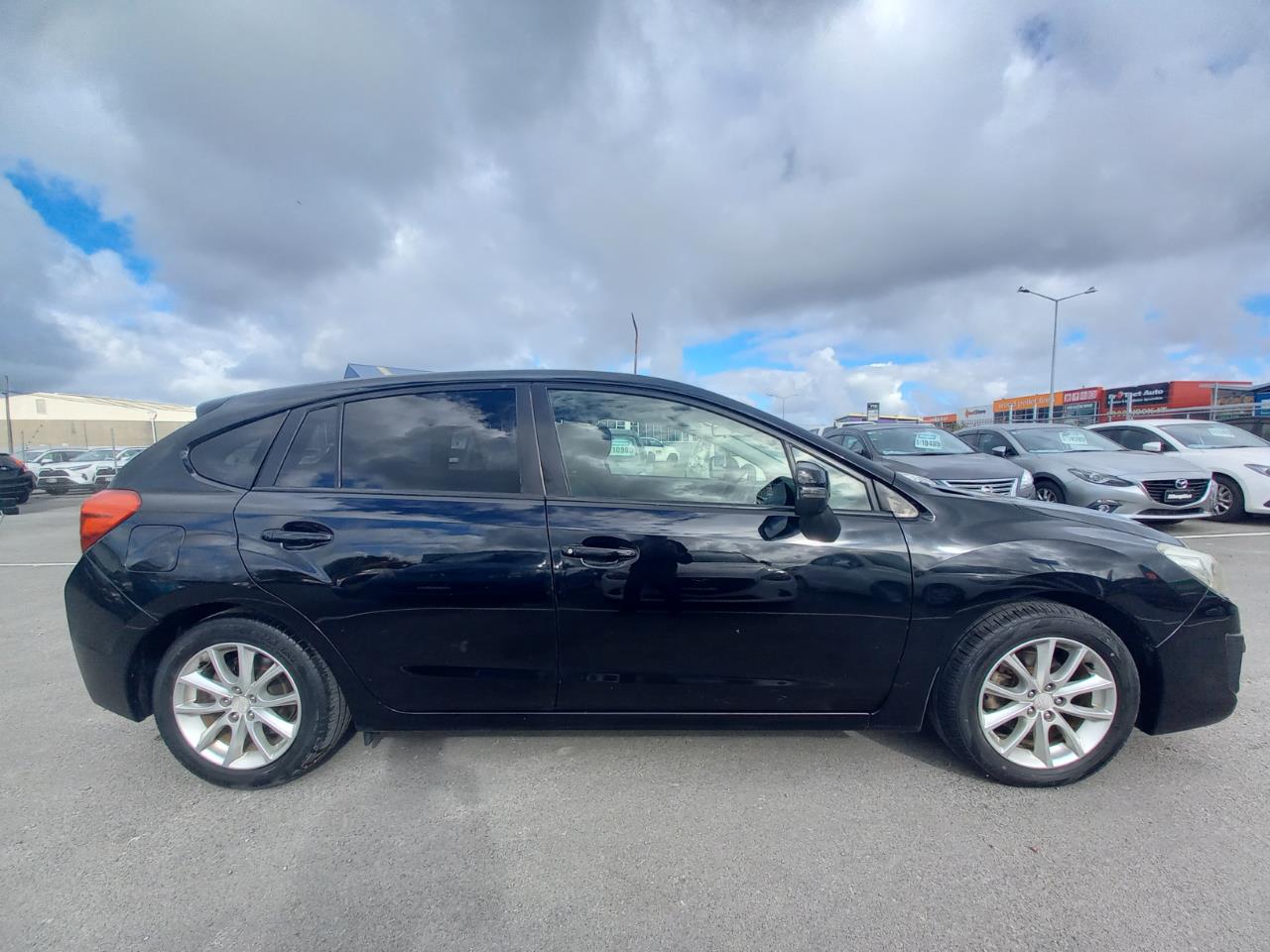 2014 Subaru Impreza SPORT 2.0 i