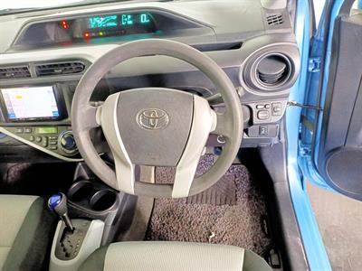 2013 Toyota Aqua Hybrid