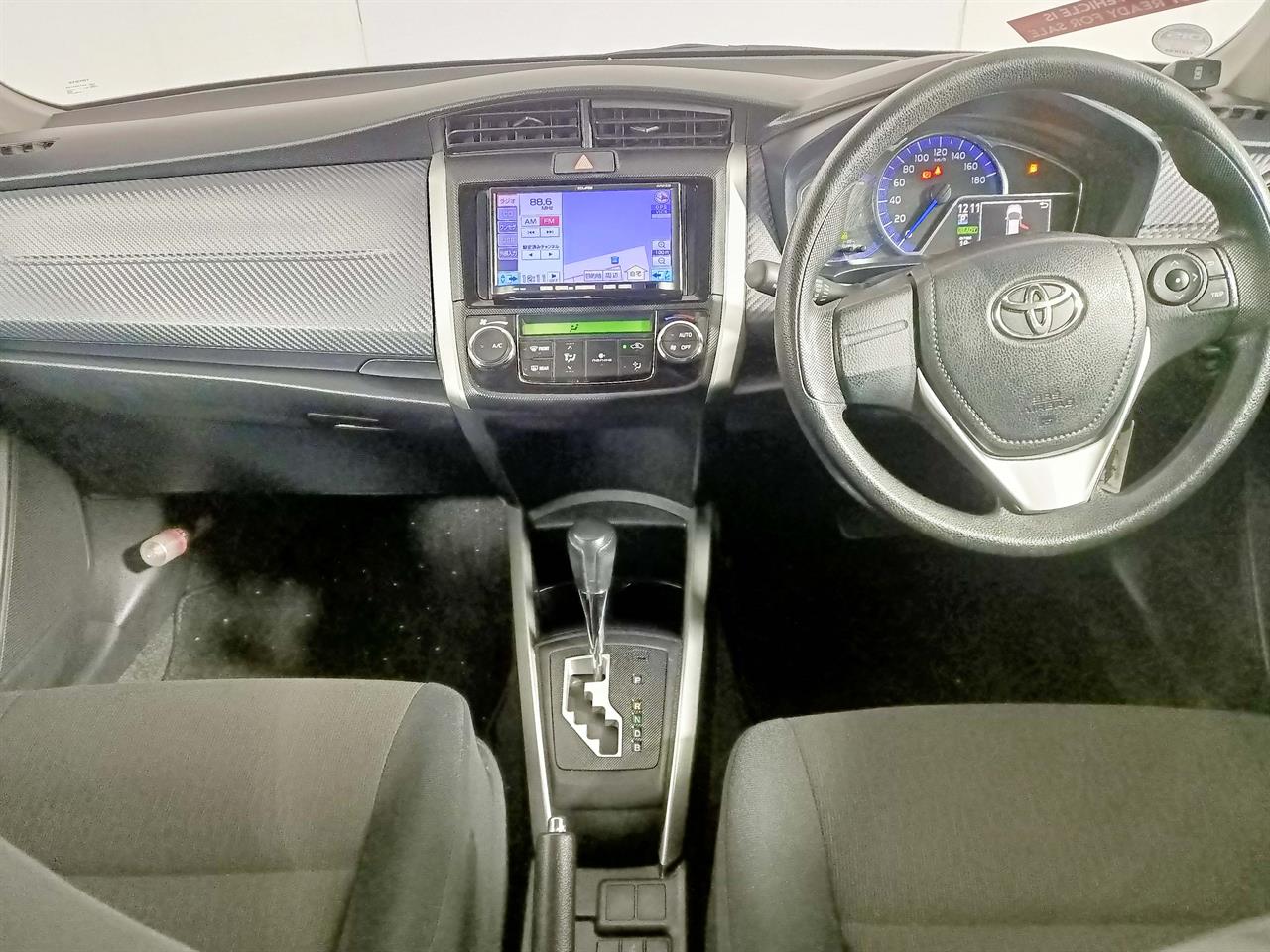 2014 Toyota Corolla Fielder Hybrid