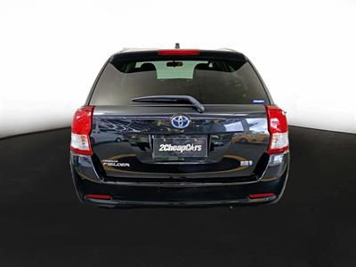 2014 Toyota Corolla Fielder Hybrid