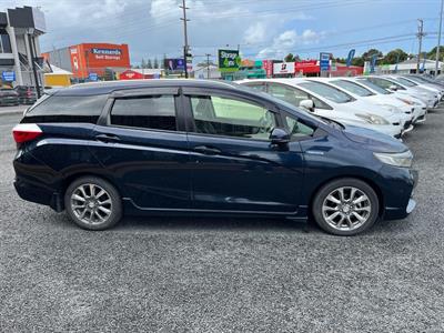 2016 Honda Fit Shuttle Hybrid Facelift Z