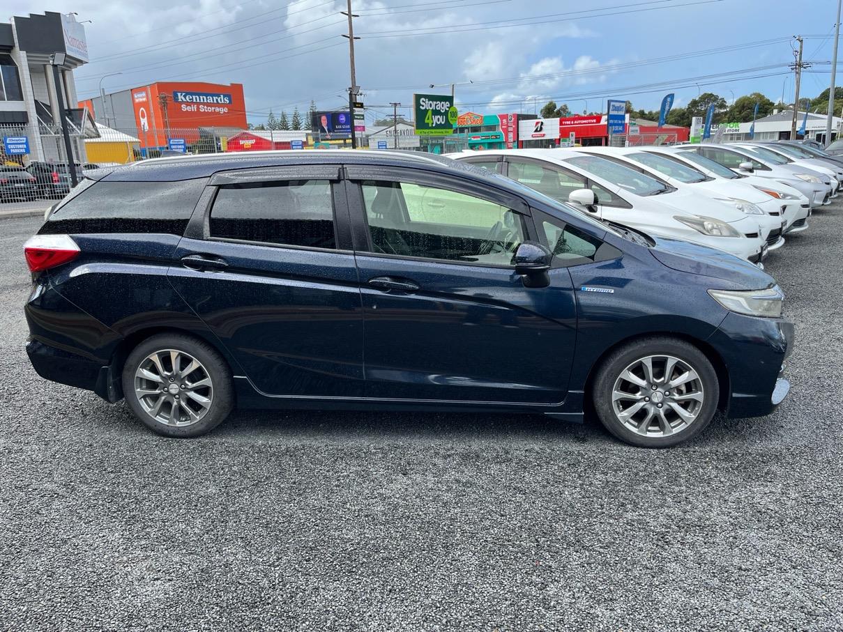 2016 Honda Fit Shuttle Hybrid Facelift Z