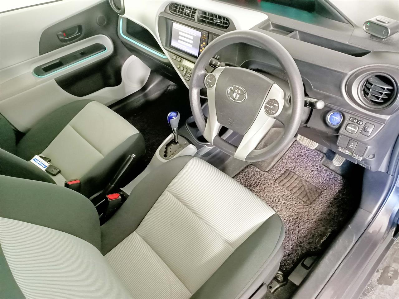 2012 Toyota Aqua Hybrid