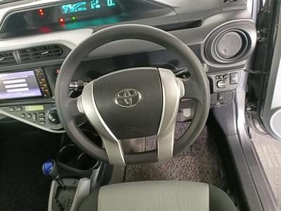 2012 Toyota Aqua Hybrid