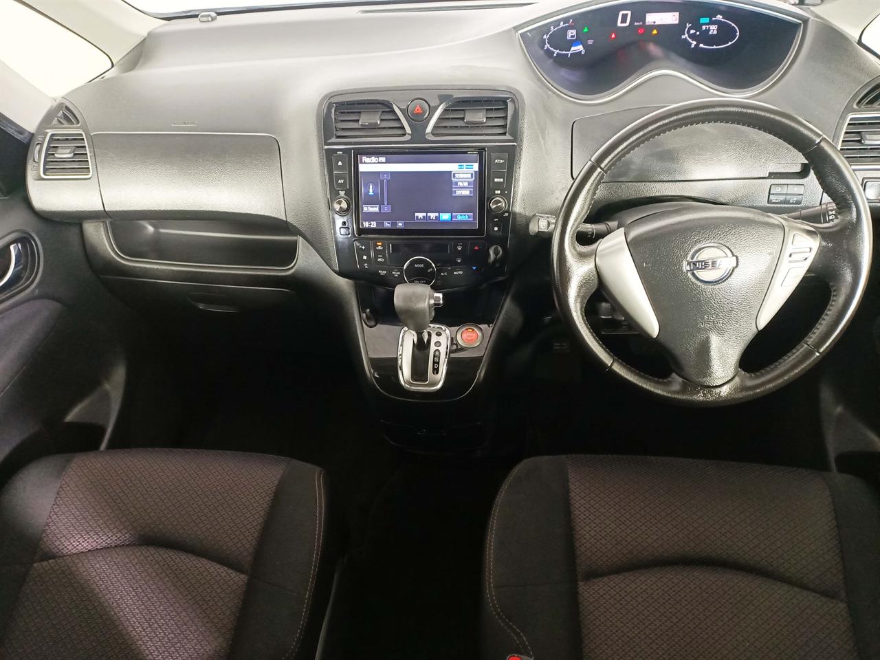 2013 Nissan Serena Hybrid