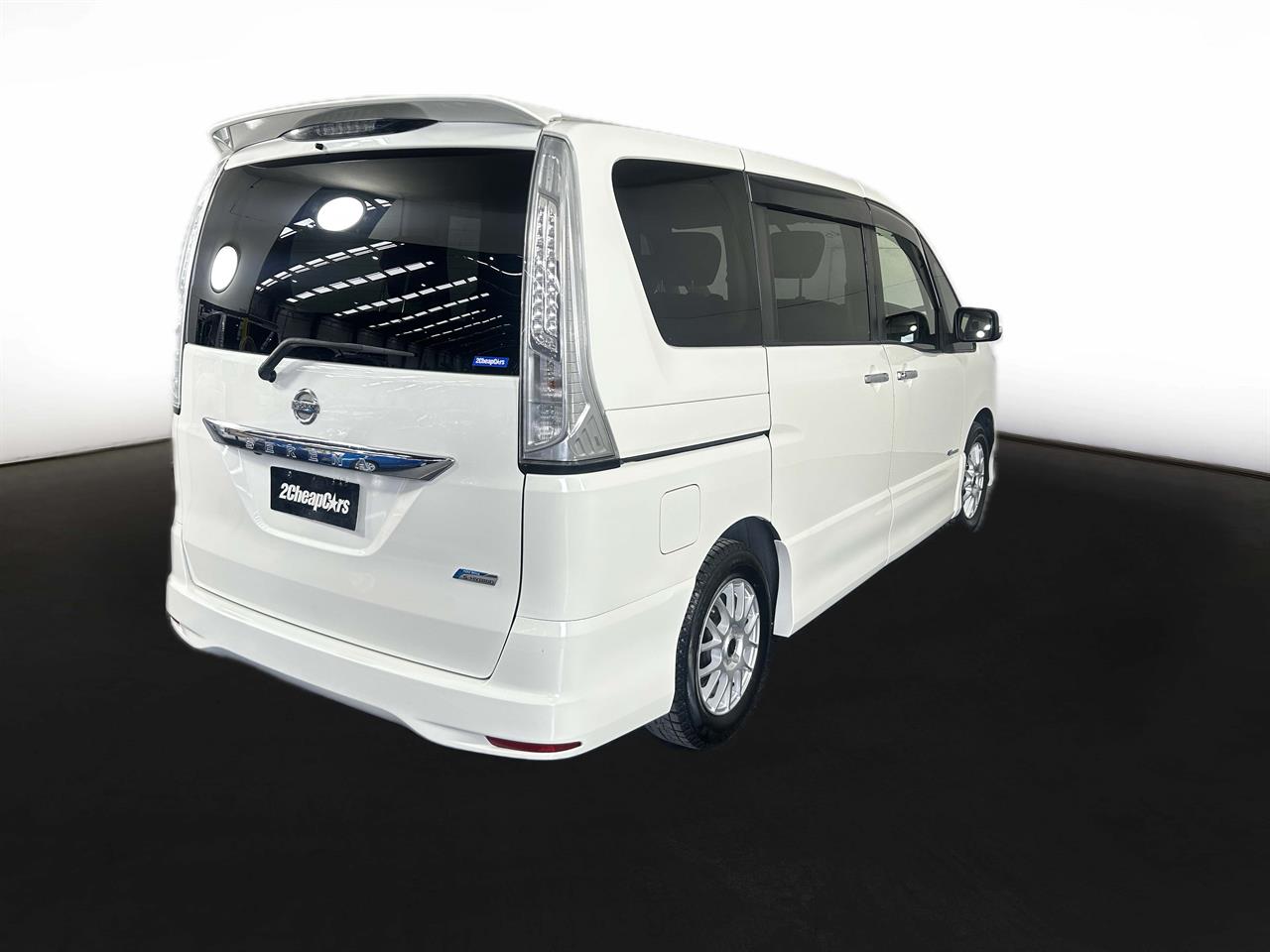 2013 Nissan Serena Hybrid