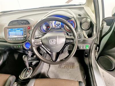 2012 Honda Fit Jazz Shuttle Hybrid