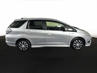 2012 Honda Fit Jazz Shuttle Hybrid