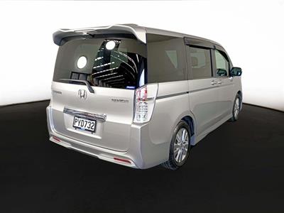 2010 Honda STEPWAGON Spada