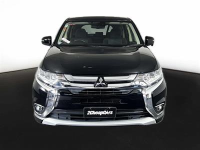 2016 Mitsubishi Outlander 4WD 7seaters New Shape