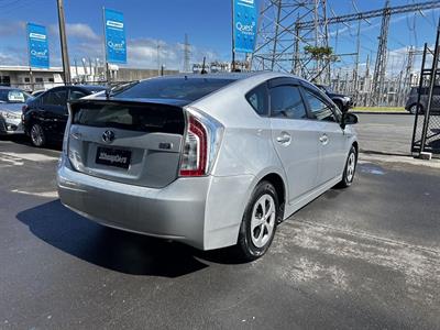 2012 Toyota Prius Hybrid