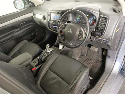 2014 Mitsubishi Outlander PHEV