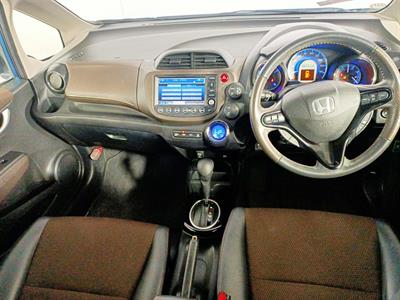 2012 Honda Fit Jazz Shuttle Hybrid