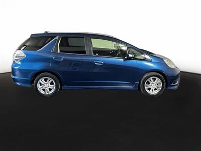 2012 Honda Fit Jazz Shuttle Hybrid