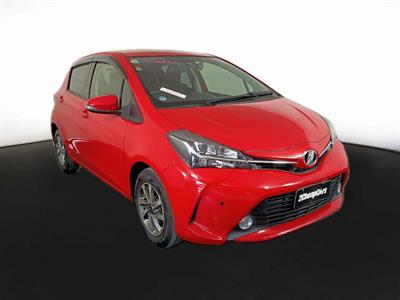 2015 Toyota Vitz 