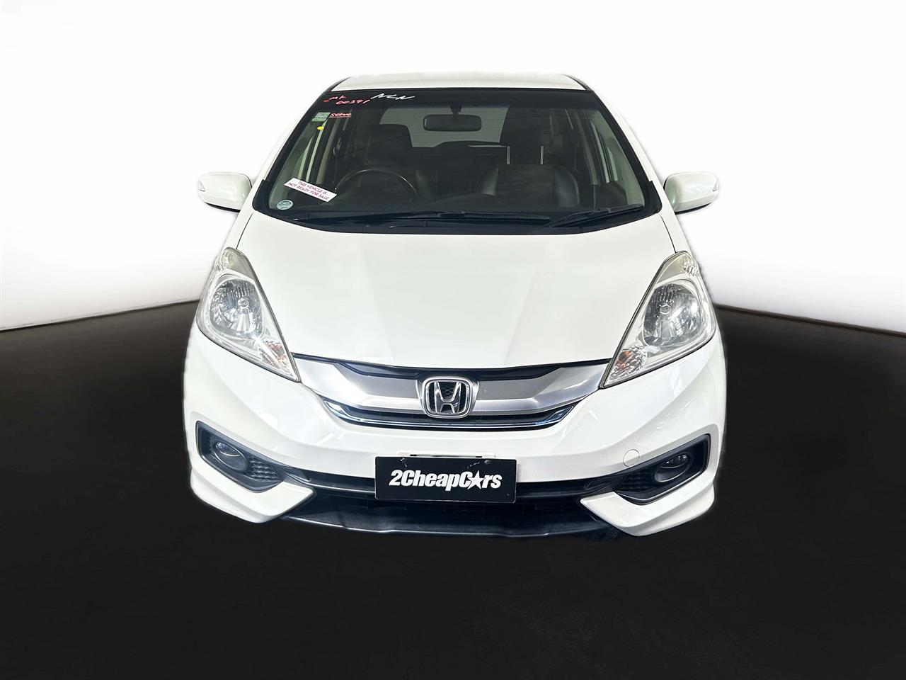 2013 Honda Fit Jazz Shuttle Hybrid