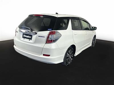 2013 Honda Fit Jazz Shuttle Hybrid