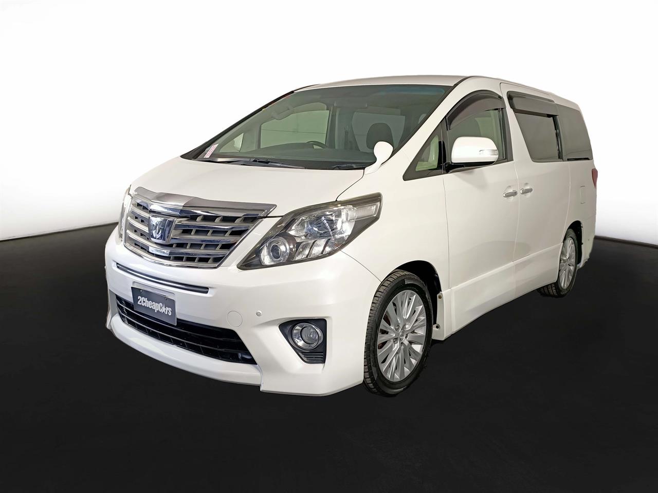 2013 Toyota Alphard 