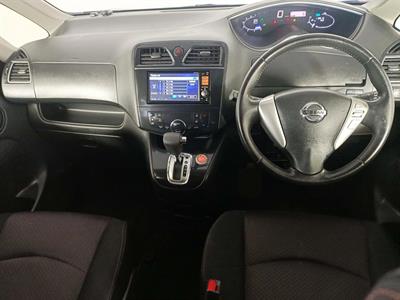 2013 Nissan Serena Hybrid