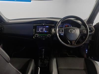 2015 Toyota Corolla Fielder Hybrid New Shape WxB