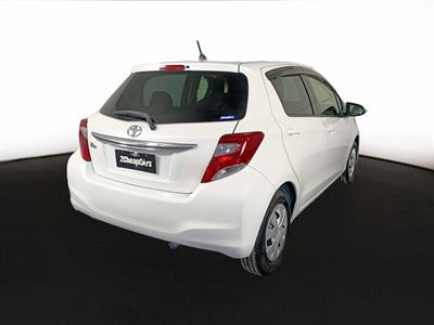 2015 Toyota Vitz 