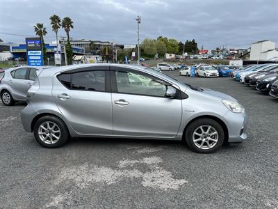 2012 Toyota Aqua Hybrid