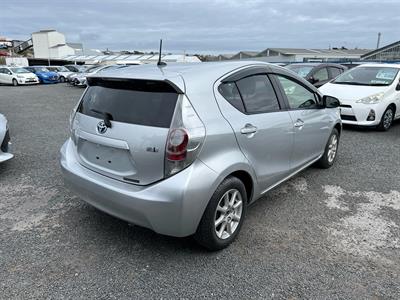 2012 Toyota Aqua Hybrid