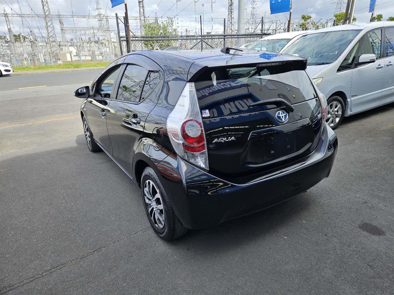 2013 Toyota Aqua Hybrid