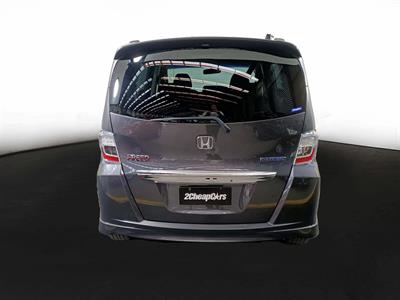 2013 Honda Freed Hybrid