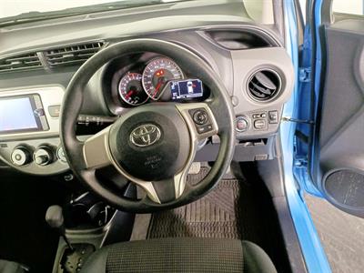 2014 Toyota Vitz 