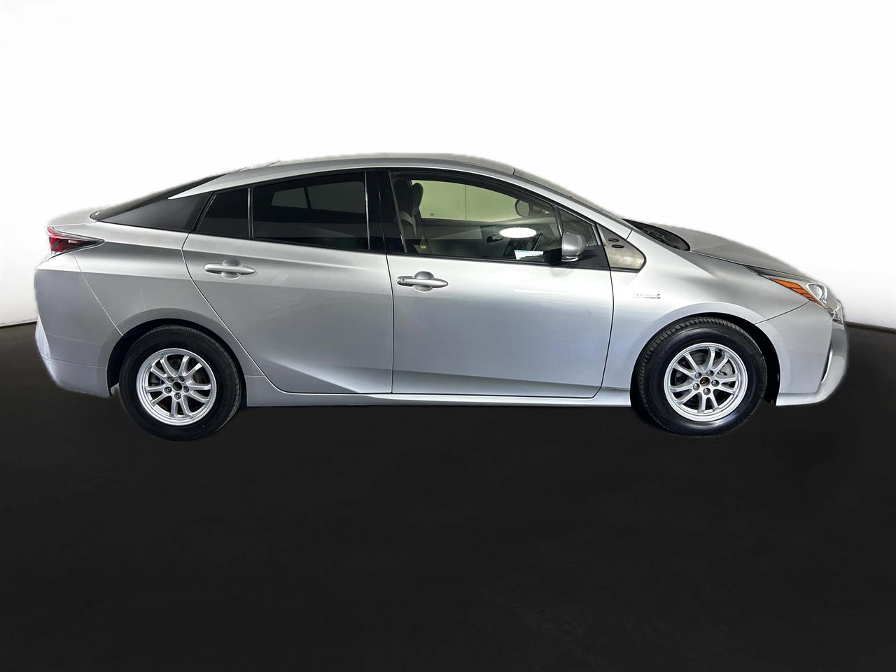 2015 Toyota Prius Hybrid New Shape