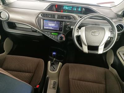 2012 Toyota Aqua Hybrid