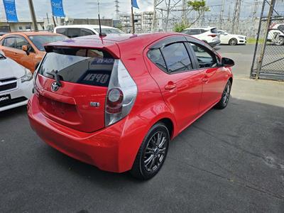 2013 Toyota Aqua Hybrid