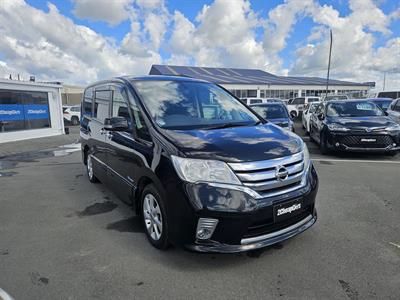 2013 Nissan Serena Hybrid