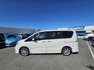 2013 Nissan Serena Hybrid