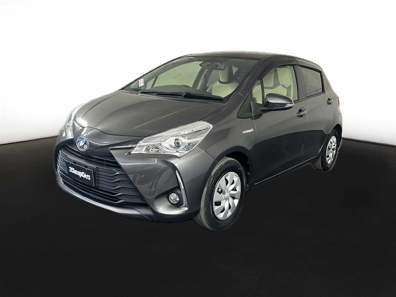 2017 Toyota Vitz Hybrid