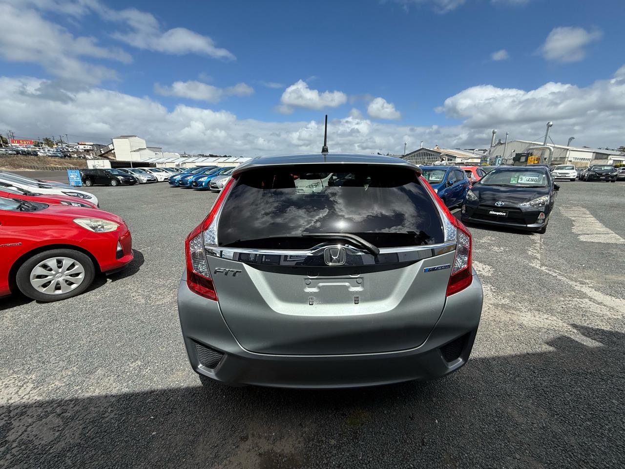 2013 Honda Fit Jazz Hybrid Late Shape