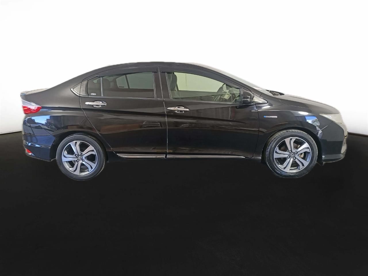 2015 Honda GRACE Hybrid