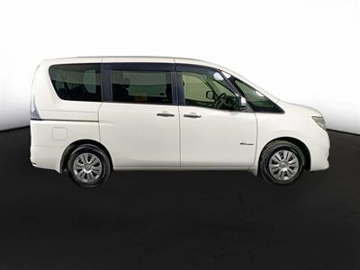 2014 Nissan Serena Hybrid