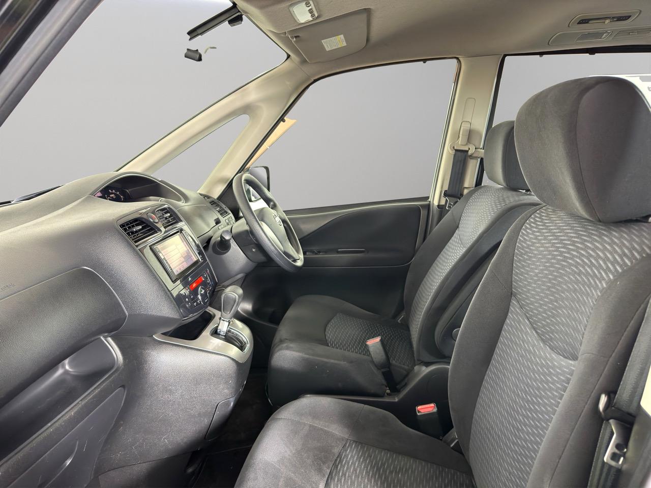 2011 Nissan Serena 20X_HV