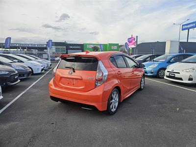 2013 Toyota Aqua Hybrid