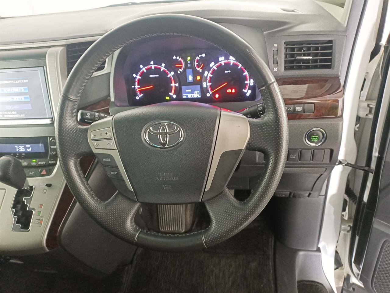 2012 Toyota Vellfire 