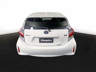 2018 Toyota Aqua Hybrid New Shape