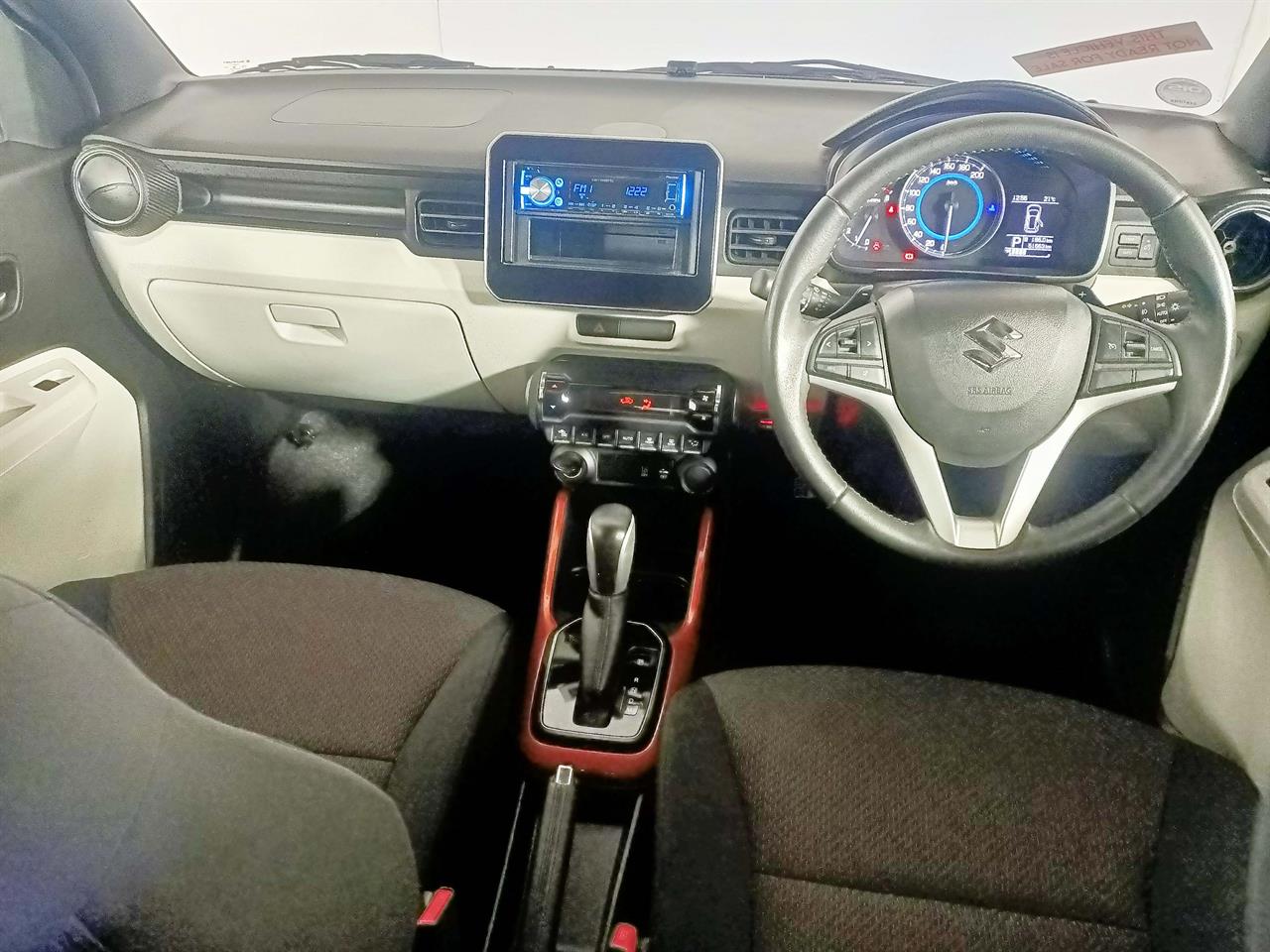 2016 Suzuki Ignis Hybrid