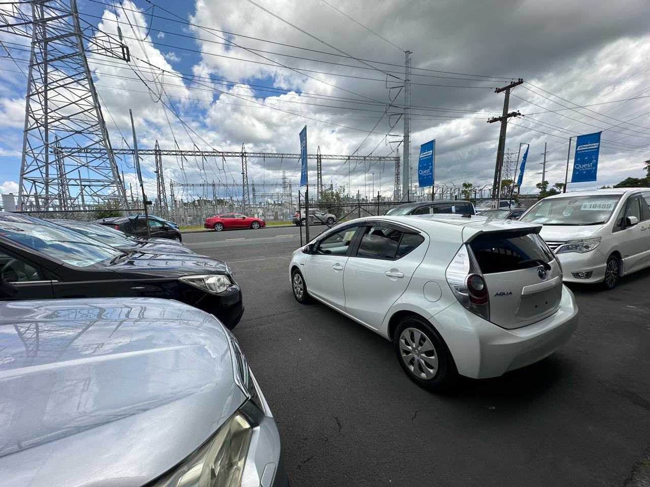 2012 Toyota Aqua Hybrid