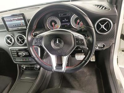 2013 Mercedes-Benz A180 Sports