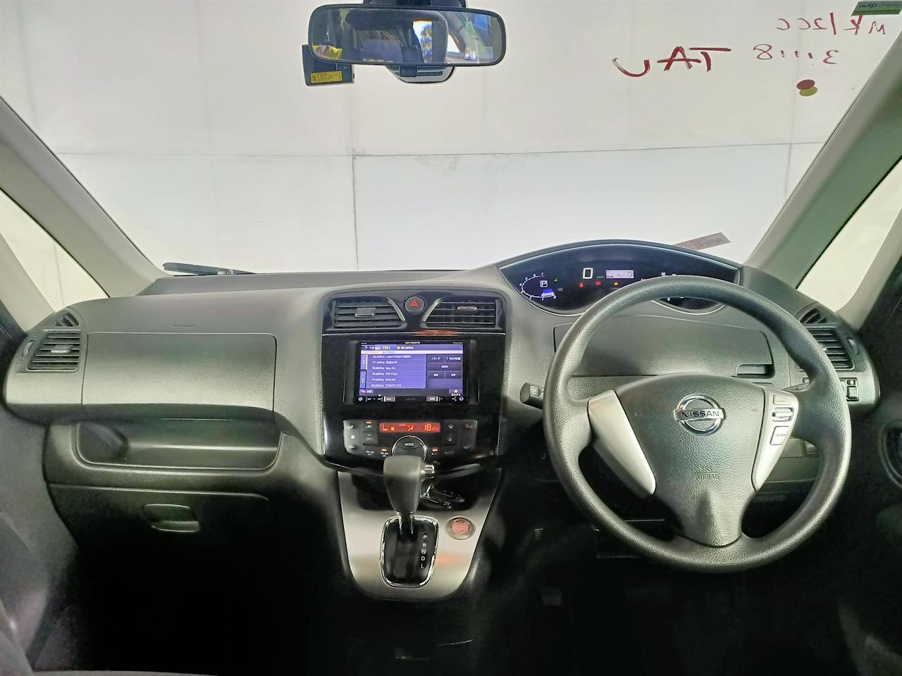 2016 Nissan Serena Hybrid